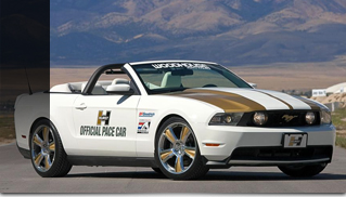 Ford Mustang 2010 Hurst Convertible Pace Car - Muscle Cars Blog