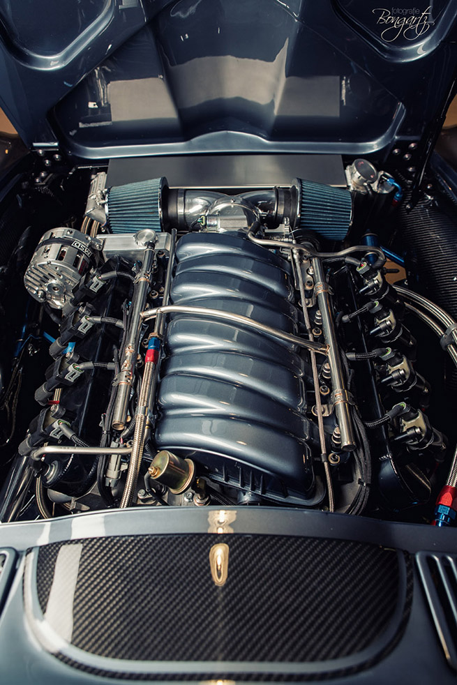 Wheelsandmore 1965 Chevrolet Corvette C2 Engine