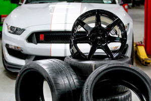 Shelby GT350R carbon fiber wheel
