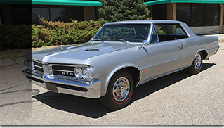 1964 Pontiac GTO 389 CI 4-Speed Front Angle