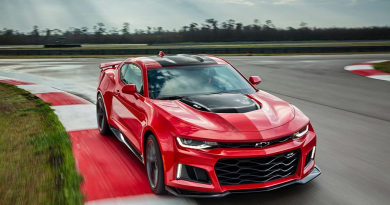 2017 Chevrolet Camaro ZL1 Front Angle